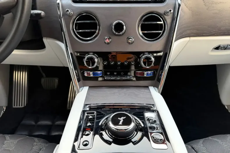 Rolls-Royce Cullinan din 2024 cu 14.747 km - oferta ROL193913 - foto 27