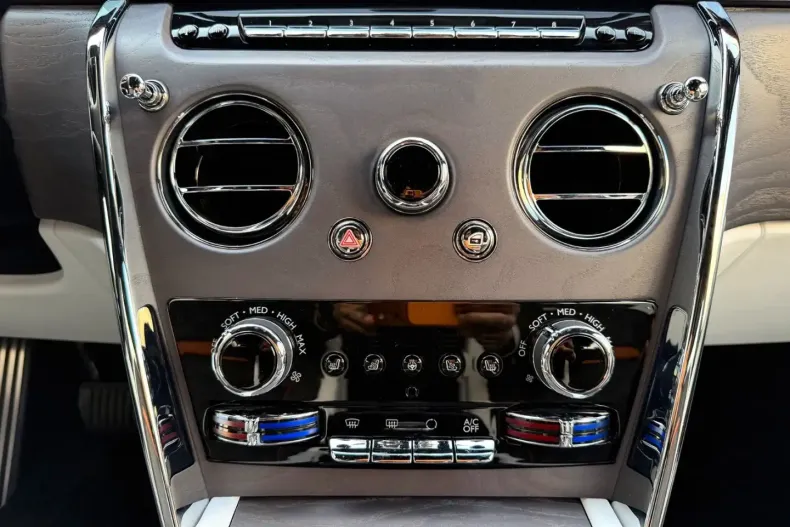 Rolls-Royce Cullinan din 2024 cu 14.747 km - oferta ROL193913 - foto 30