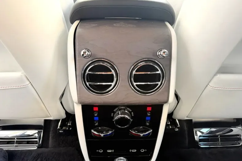 Rolls-Royce Cullinan din 2024 cu 14.747 km - oferta ROL193913 - foto 34