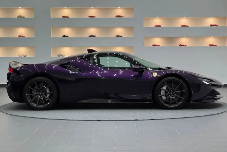 Ferrari SF90 din 2023 cu 3.500 km - oferta FER193914 - foto 5