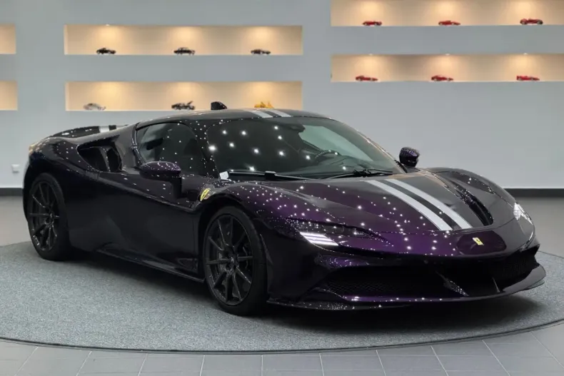 Ferrari SF90 din 2023 cu 3.500 km - oferta FER193914 - foto 6