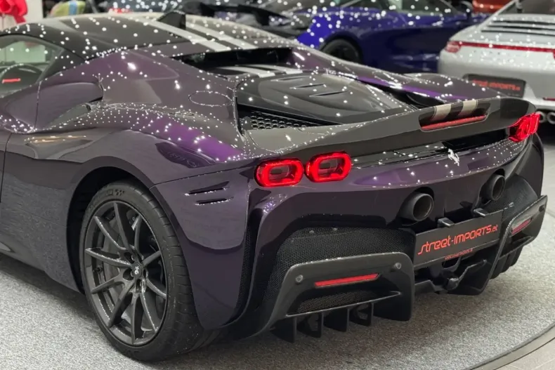 Ferrari SF90 din 2023 cu 3.500 km - oferta FER193914 - foto 10