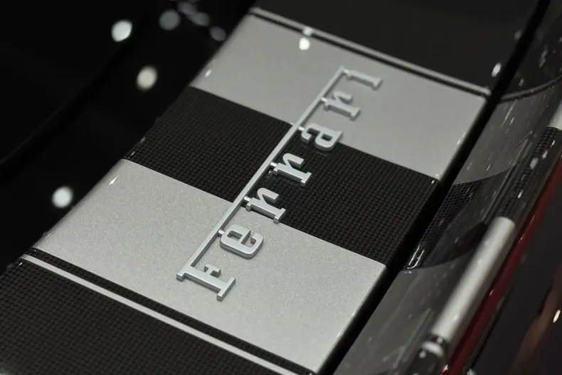 Ferrari SF90 din 2023 cu 3.500 km - oferta FER193914 - foto 14