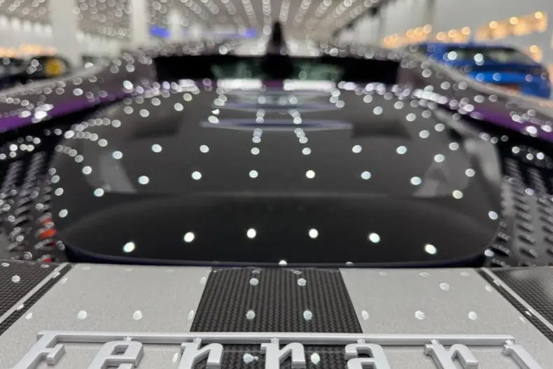 Ferrari SF90 din 2023 cu 3.500 km - oferta FER193914 - foto 15