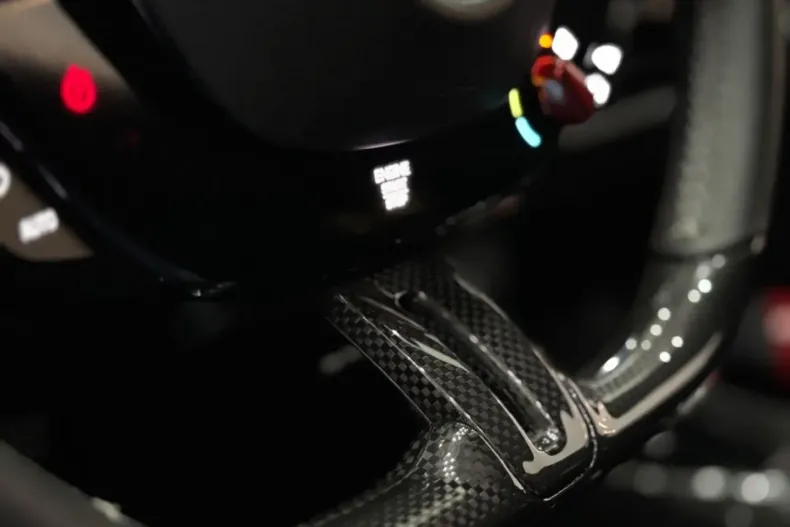 Ferrari SF90 din 2023 cu 3.500 km - oferta FER193914 - foto 31