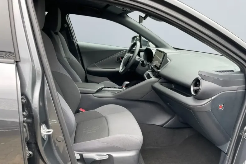 Toyota C-HR din 2024 cu 12.450 km - oferta TOY193925 - foto 18