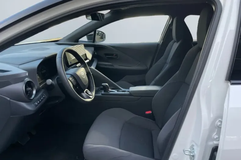 Toyota C-HR din 2025 cu 6.550 km - oferta TOY193927 - foto 7
