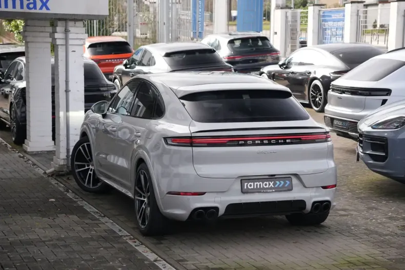 Porsche Cayenne din 2025 cu 12.000 km - oferta POR193932 - foto 8