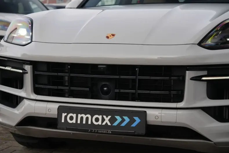 Porsche Cayenne din 2025 cu 12.000 km - oferta POR193932 - foto 42