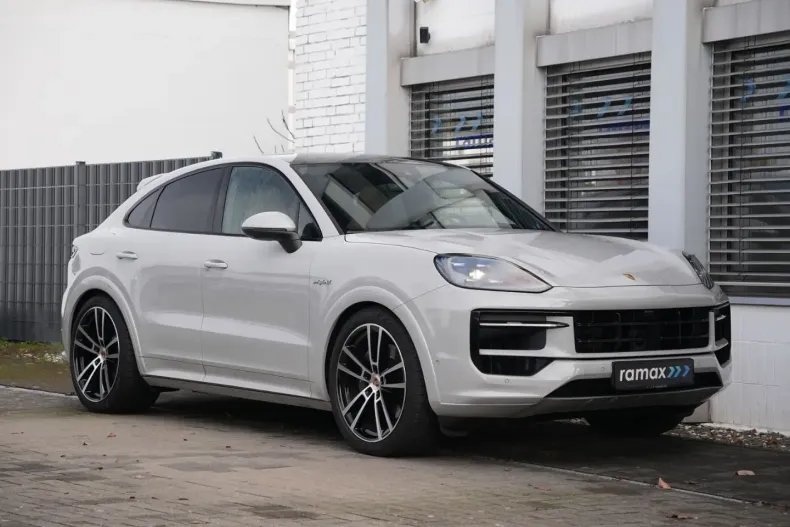 Porsche Cayenne din 2025 cu 12.000 km - oferta POR193932 - foto 50