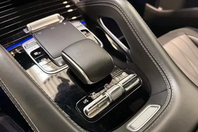 Mercedes-Benz GLE 63 AMG (Clasa GLE) din 2023 cu 42.888 km - oferta MER193933 - foto 10