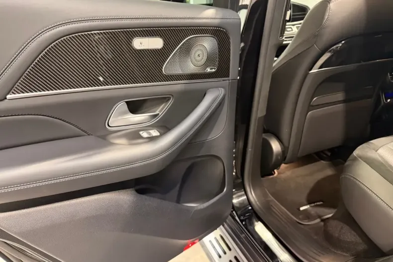 Mercedes-Benz GLE 63 AMG (Clasa GLE) din 2023 cu 42.888 km - oferta MER193933 - foto 16