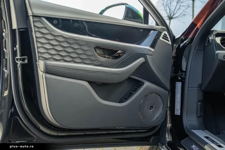 Bentley Flying Spur din 2025 cu 2.443 km - oferta BEN193937 - foto 8