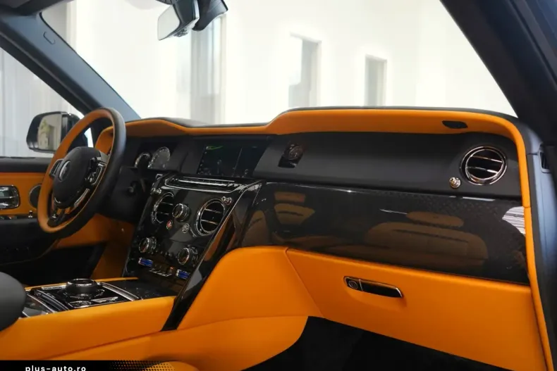 Rolls-Royce Cullinan din 2023 cu 5.712 km - oferta ROL193946 - foto 31