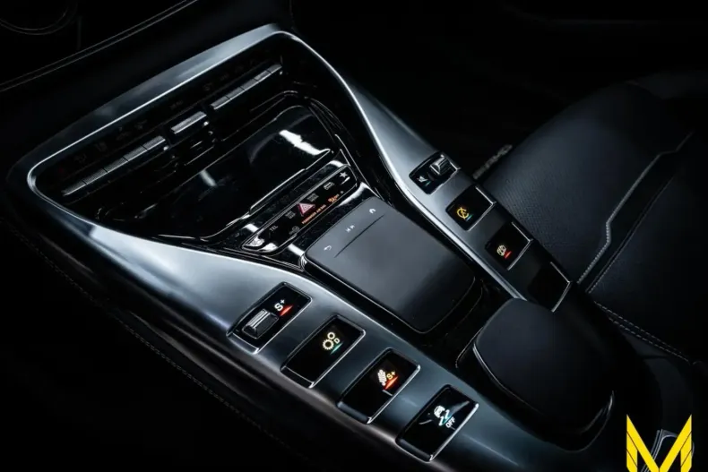 Mercedes-Benz AMG GT (Clasa GT) din 2024 cu 15.706 km - oferta MER193949 - foto 18