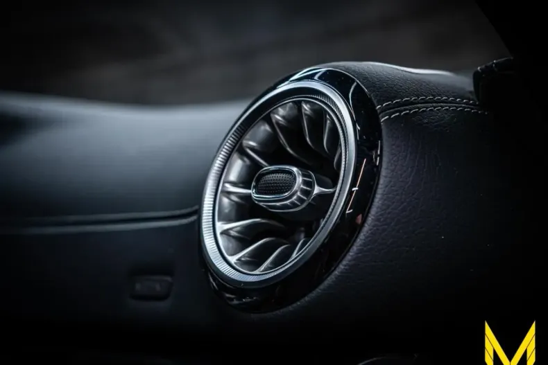 Mercedes-Benz AMG GT (Clasa GT) din 2024 cu 15.706 km - oferta MER193949 - foto 23