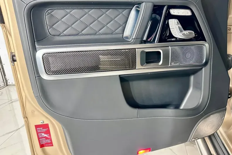 Mercedes-Benz G 63 AMG (Clasa G) din 2024 cu 19.400 km - oferta MER193954 - foto 9