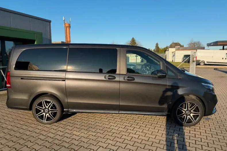 Mercedes-Benz V 300 (Clasa V) din 2023 cu 59.097 km - oferta MER193958 - foto 8