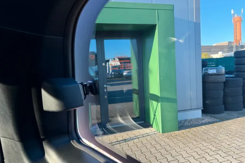 Mercedes-Benz V 300 (Clasa V) din 2023 cu 59.097 km - oferta MER193958 - foto 23