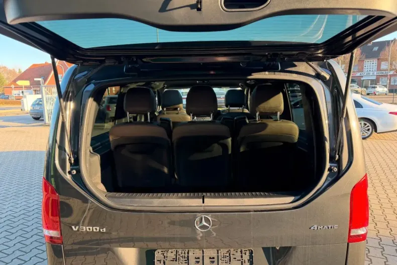 Mercedes-Benz V 300 (Clasa V) din 2023 cu 59.097 km - oferta MER193958 - foto 26