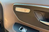 Mercedes-Benz V 300 (Clasa V) din 2023 cu 59.097 km - oferta MER193958 - foto 31