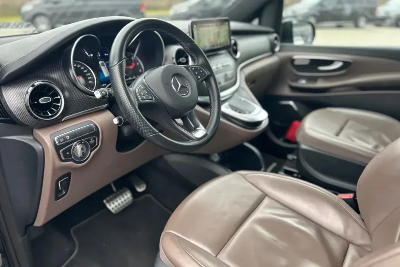 Mercedes-Benz V 300 (Clasa V) din 2023 cu 55.191 km - oferta MER193960 - foto 10