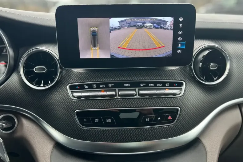 Mercedes-Benz V 300 (Clasa V) din 2023 cu 55.191 km - oferta MER193960 - foto 13