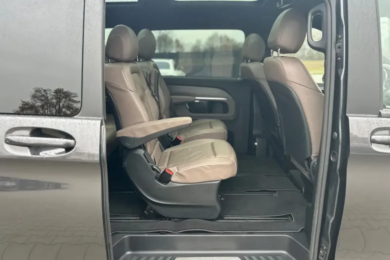 Mercedes-Benz V 300 (Clasa V) din 2023 cu 55.191 km - oferta MER193960 - foto 24