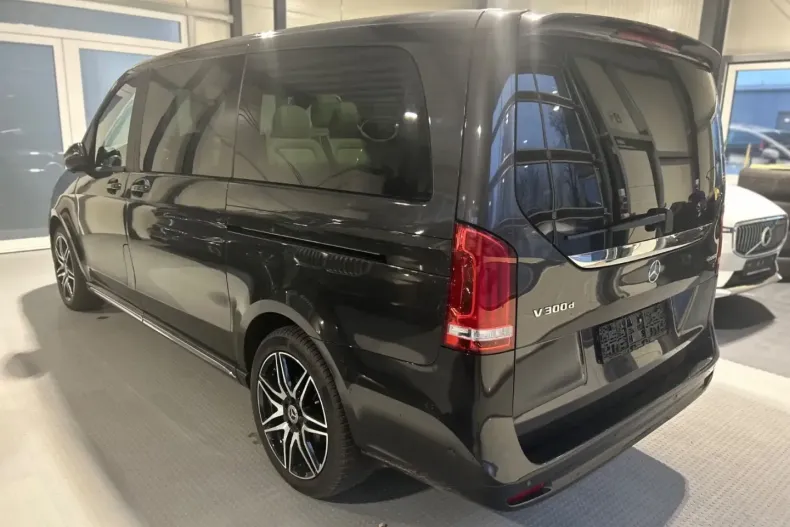 Mercedes-Benz V 300 (Clasa V) din 2023 cu 64.067 km - oferta MER193961 - foto 3