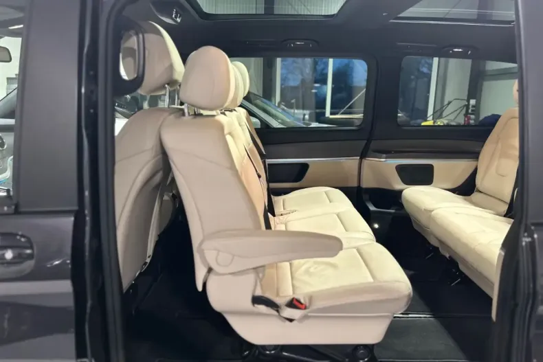 Mercedes-Benz V 300 (Clasa V) din 2023 cu 64.067 km - oferta MER193961 - foto 15