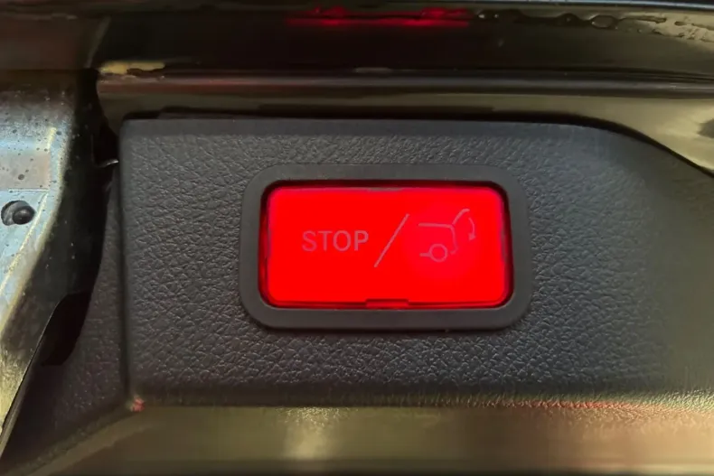 Mercedes-Benz V 300 (Clasa V) din 2023 cu 64.067 km - oferta MER193961 - foto 21