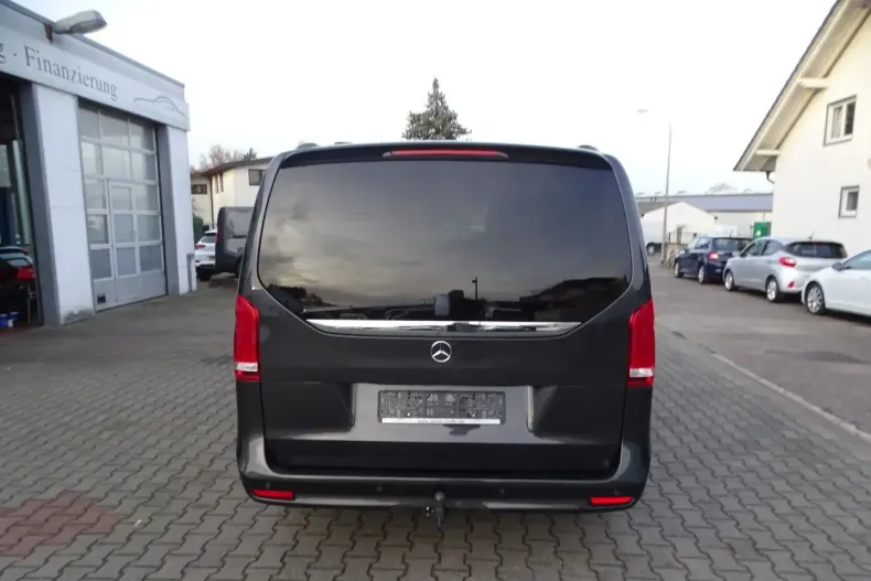 Mercedes-Benz V 300 (Clasa V) din 2022 cu 61.360 km - oferta MER193962 - foto 8