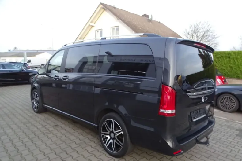 Mercedes-Benz V 300 (Clasa V) din 2022 cu 61.360 km - oferta MER193962 - foto 10