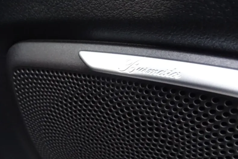 Mercedes-Benz V 300 (Clasa V) din 2022 cu 61.360 km - oferta MER193962 - foto 29