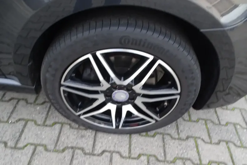 Mercedes-Benz V 300 (Clasa V) din 2022 cu 61.360 km - oferta MER193962 - foto 34