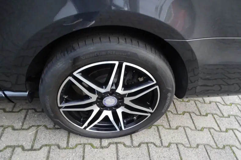 Mercedes-Benz V 300 (Clasa V) din 2022 cu 61.360 km - oferta MER193962 - foto 36