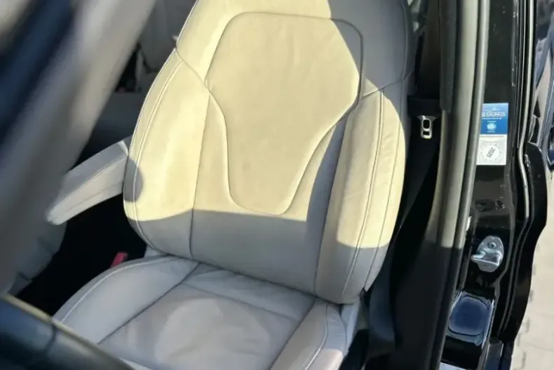 Mercedes-Benz V 300 (Clasa V) din 2023 cu 50.143 km - oferta MER193963 - foto 11