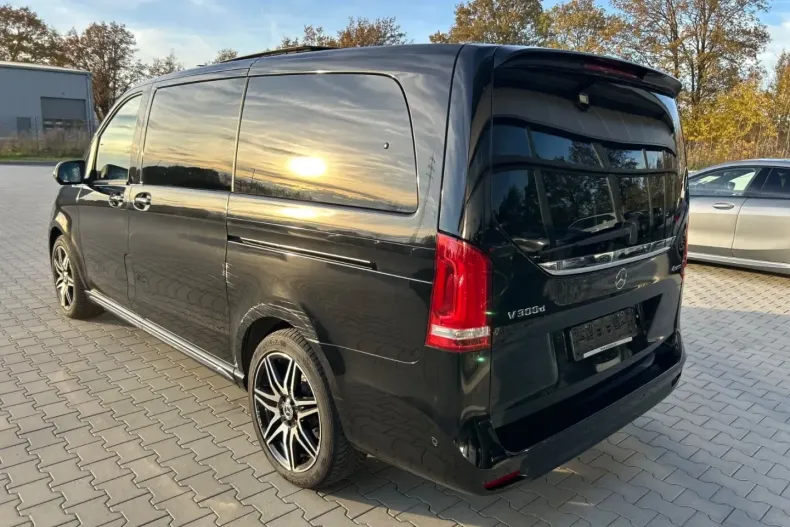 Mercedes-Benz V 300 (Clasa V) din 2023 cu 51.843 km - oferta MER193965 - foto 4