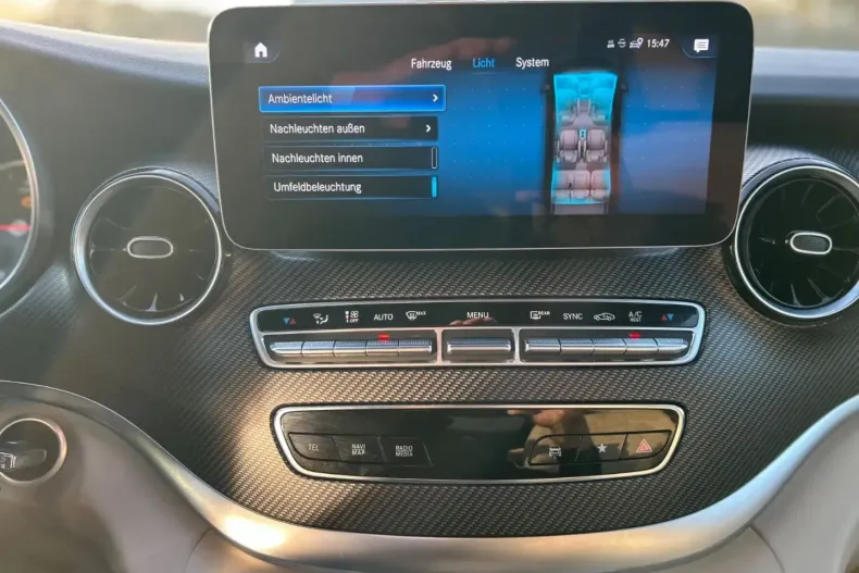 Mercedes-Benz V 300 (Clasa V) din 2023 cu 51.843 km - oferta MER193965 - foto 13