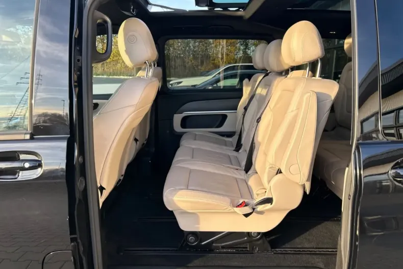 Mercedes-Benz V 300 (Clasa V) din 2023 cu 51.843 km - oferta MER193965 - foto 15