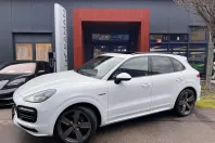 Porsche Cayenne din 2022 cu 14.000 km - oferta POR193973 - foto 1