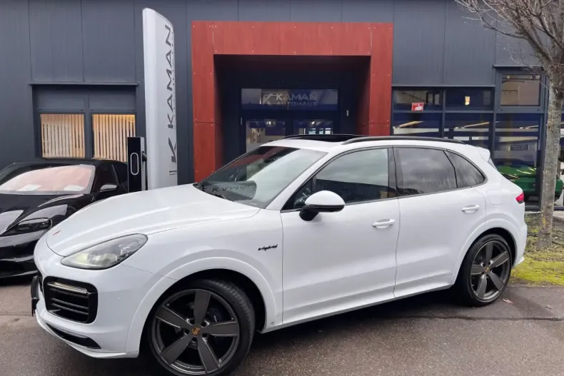 Porsche Cayenne din 2022 cu 14.000 km - oferta POR193973 - foto 1