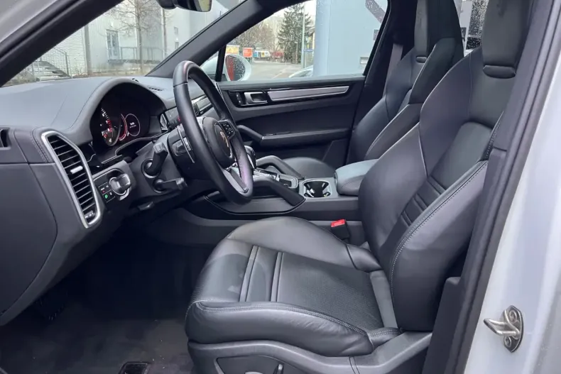 Porsche Cayenne din 2022 cu 14.000 km - oferta POR193973 - foto 5