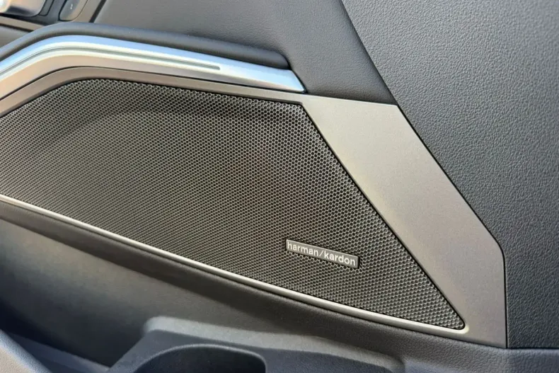 BMW M3 (Seria 3) din 2025 cu 14.500 km - oferta BMW193975 - foto 13