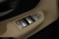 Mercedes-Benz V 300 (Clasa V) din 2023 cu 73.200 km - oferta MER193977 - foto 17