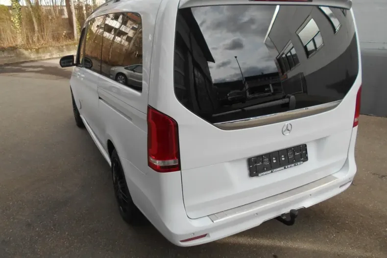 Mercedes-Benz V 300 (Clasa V) din 2022 cu 60.500 km - oferta MER193980 - foto 7