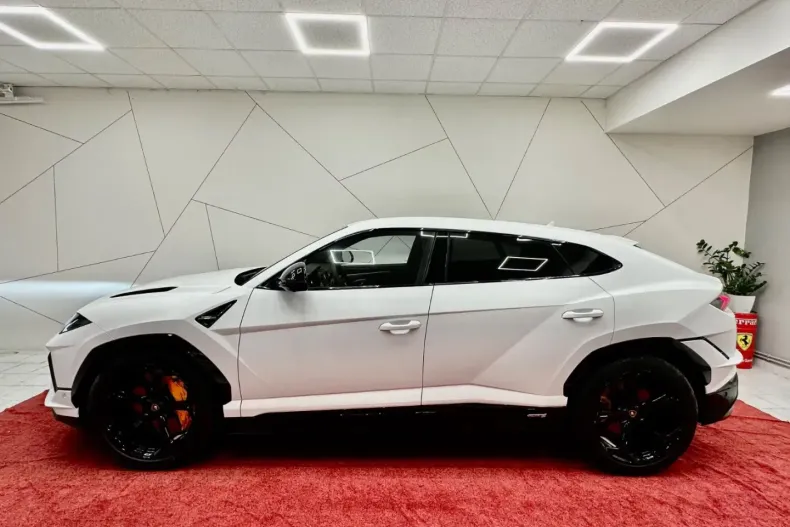 Lamborghini Urus din 2024 cu 50.000 km - oferta LAM193983 - foto 2