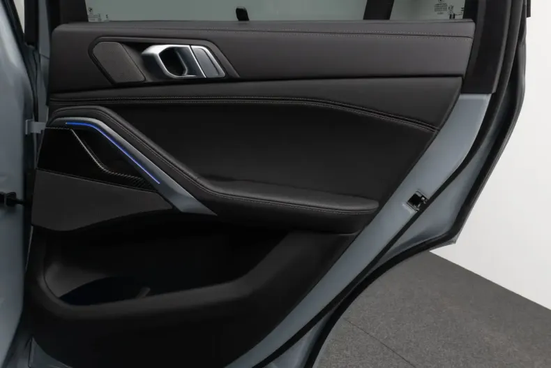 BMW X6 (Seria X) din 2024 cu 43.987 km - oferta BMW193984 - foto 31