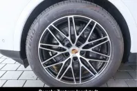 Porsche Cayenne din 2023 cu 10.500 km - oferta POR193985 - foto 10