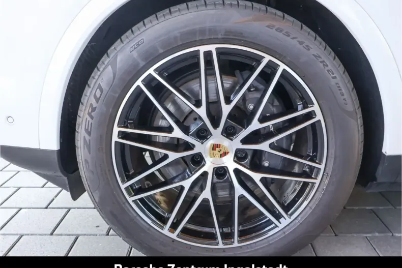 Porsche Cayenne din 2023 cu 10.500 km - oferta POR193985 - foto 10